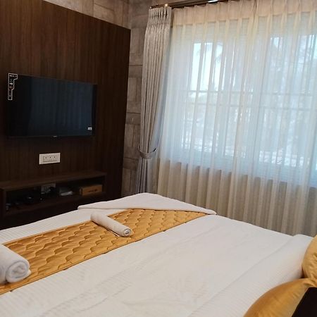 Golden Residency Hotel Kushalnagar Luaran gambar